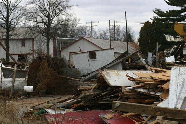 c01.06.06_FLEM_last.jpg (159880 bytes)